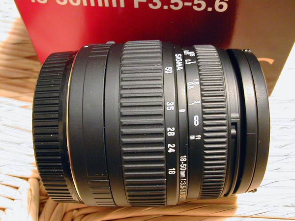 Sigma 18-50mm f/3.5-5.6 DC Lens 