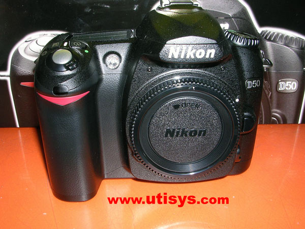    Nikon D50 (KIT)