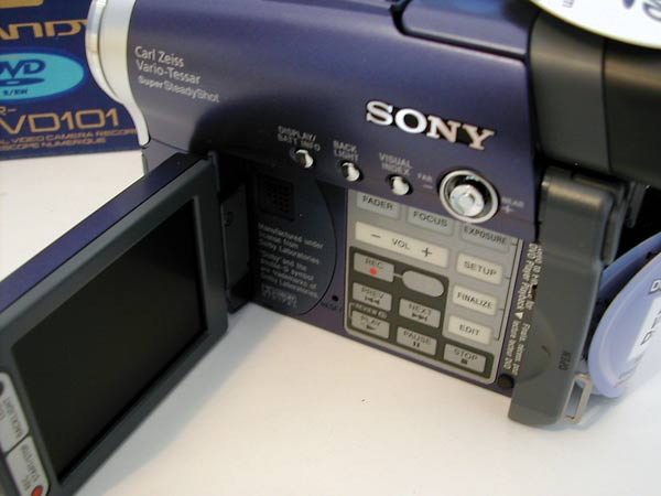 Sony Handycam DCR-DVD101 DVD Camcorder