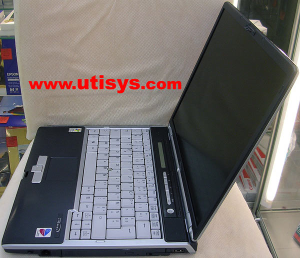 Fujitsu Siemens LifeBook S7020D	