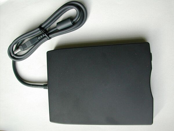  USB  Toshiba