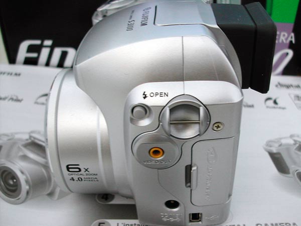 Fuji FinePix S3100