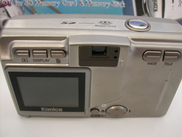   Konica Revio KD-310Z