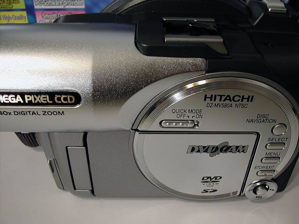 Hitachi DZ-MV580A DVD Camcorder