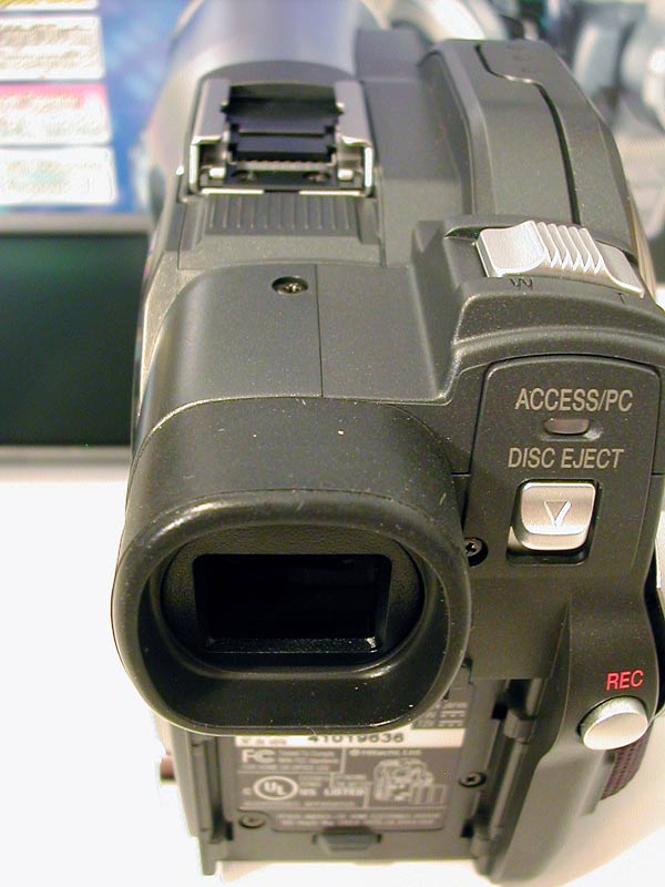 Hitachi DZ-MV580A DVD Camcorder