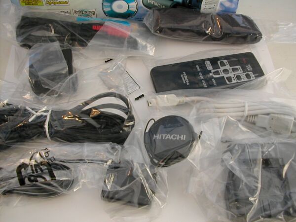 Hitachi DZ-MV550A DVD Camcorder