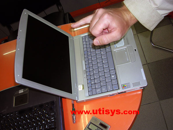 Averatec 3200 series
