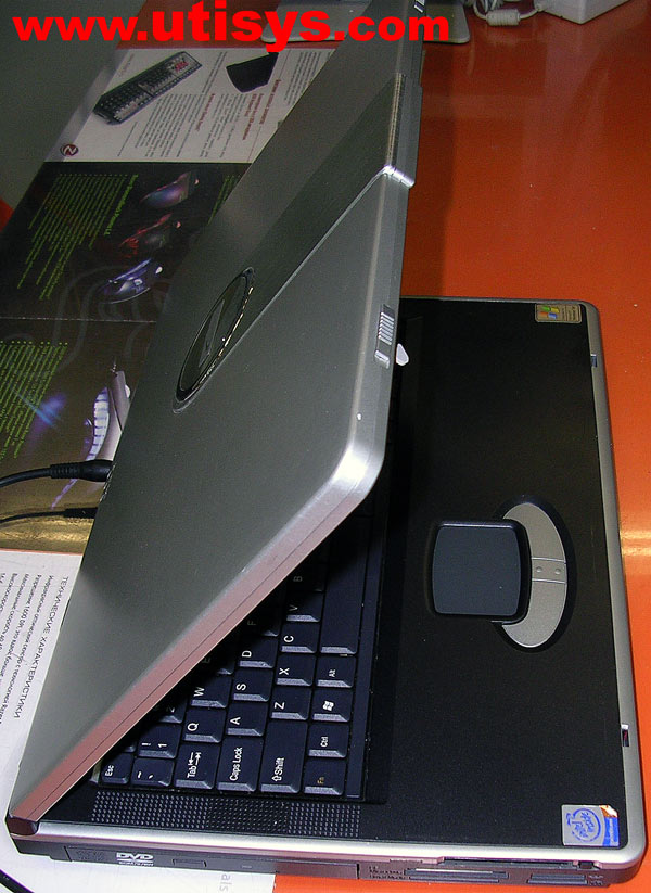 Clevo D470V