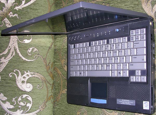 COMPAQ ARMADA E500