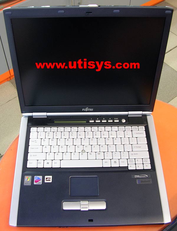 Fujitsu Lifebook E8020 