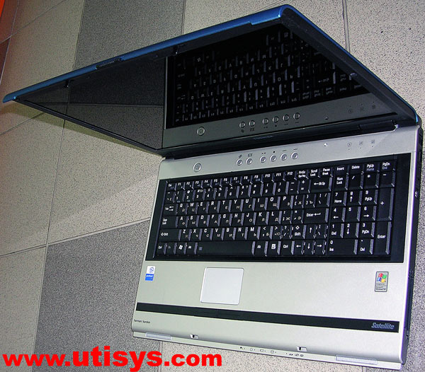 Toshiba Satellite M60 PSM60U-0RY02HZ